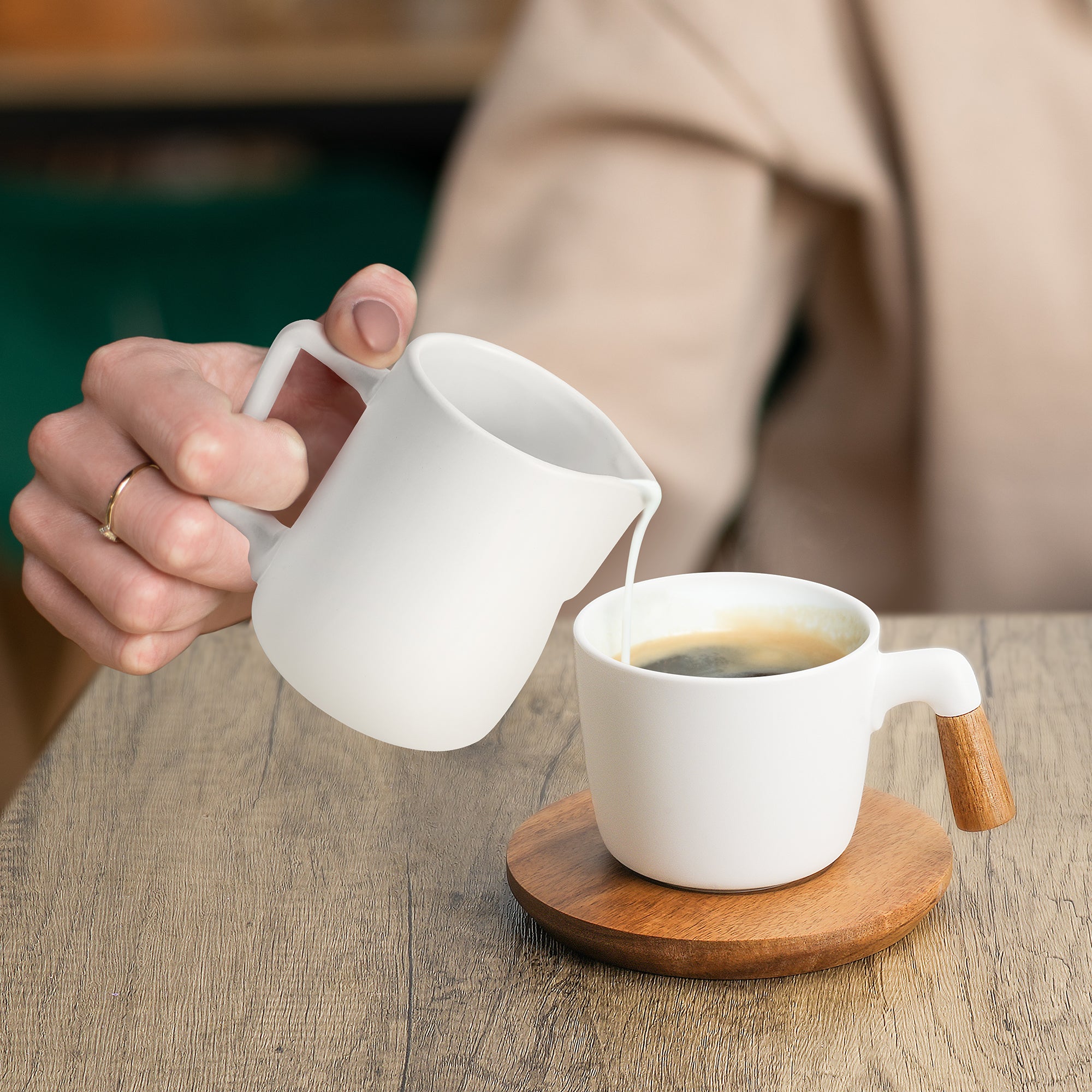 Set da servizio completo – Teiera con tazze e set per latte e zucchero