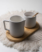 Set latte e zucchero con coperchio, cucchiaio e lattiera